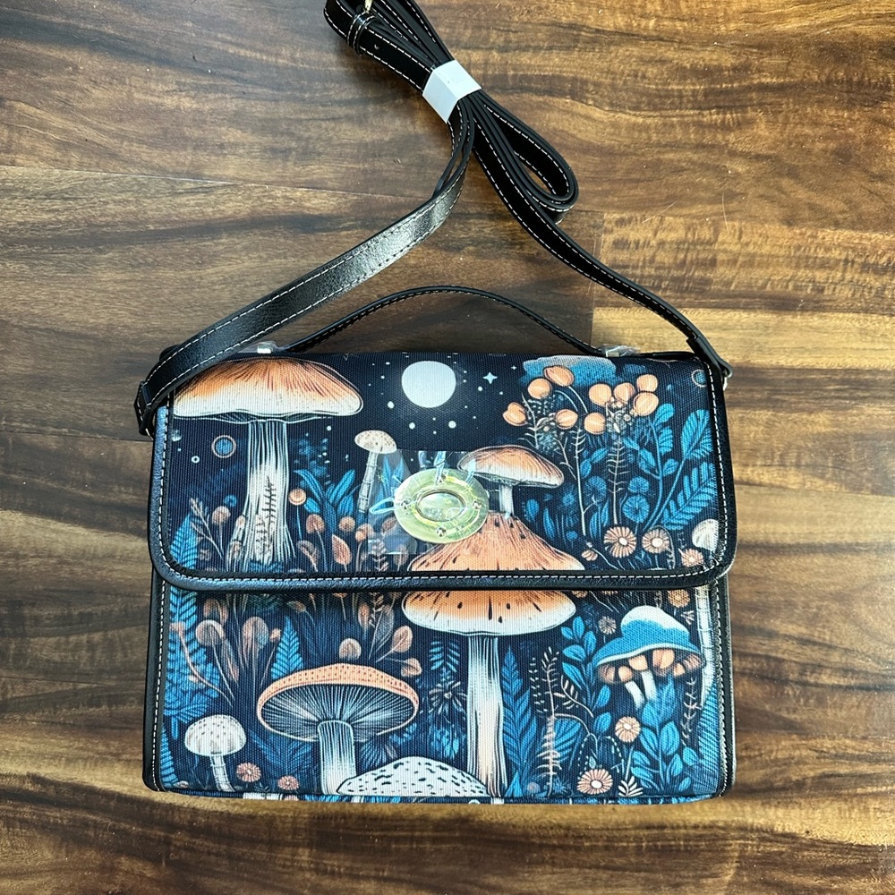 Mushroom purse